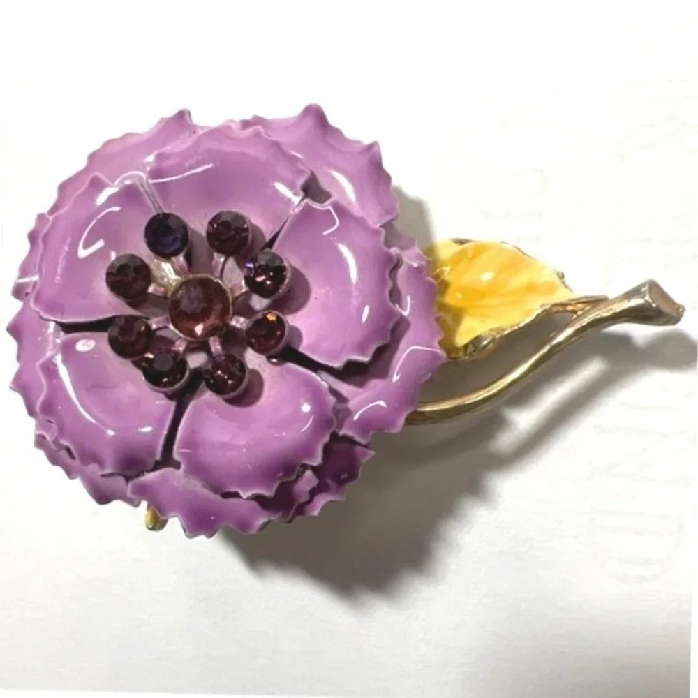 Vintage Lavender‎ Enamel 3D Floral Brooch Ruffled Purple Rhinestones Gold Tone